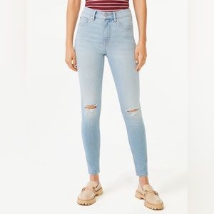 Free Assembly Women's High Rise Skinny Jeans - Size 6